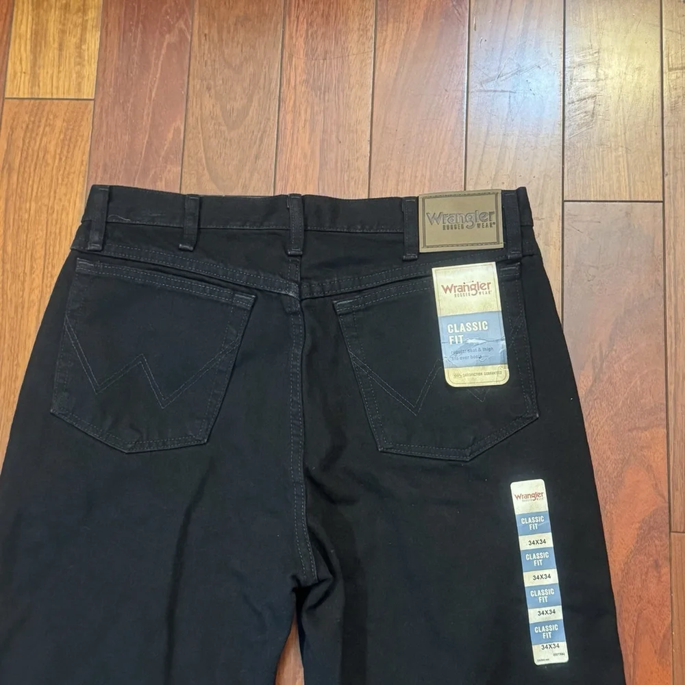 NWT Wrangler Regular Fit Size:34x34 Regular Fit Jeans Straight Black Men